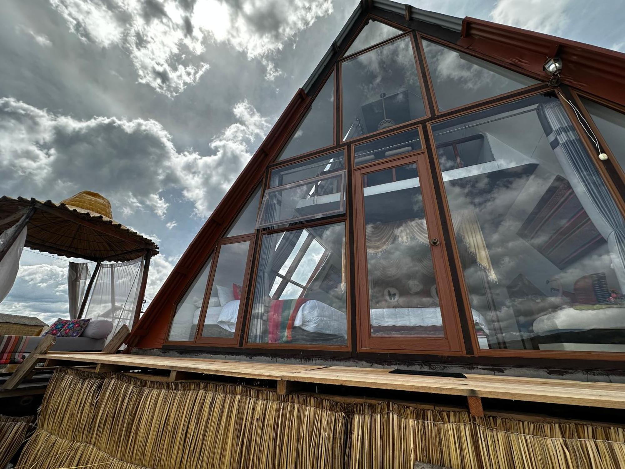 Uros Waliski Lodge Puno Luaran gambar