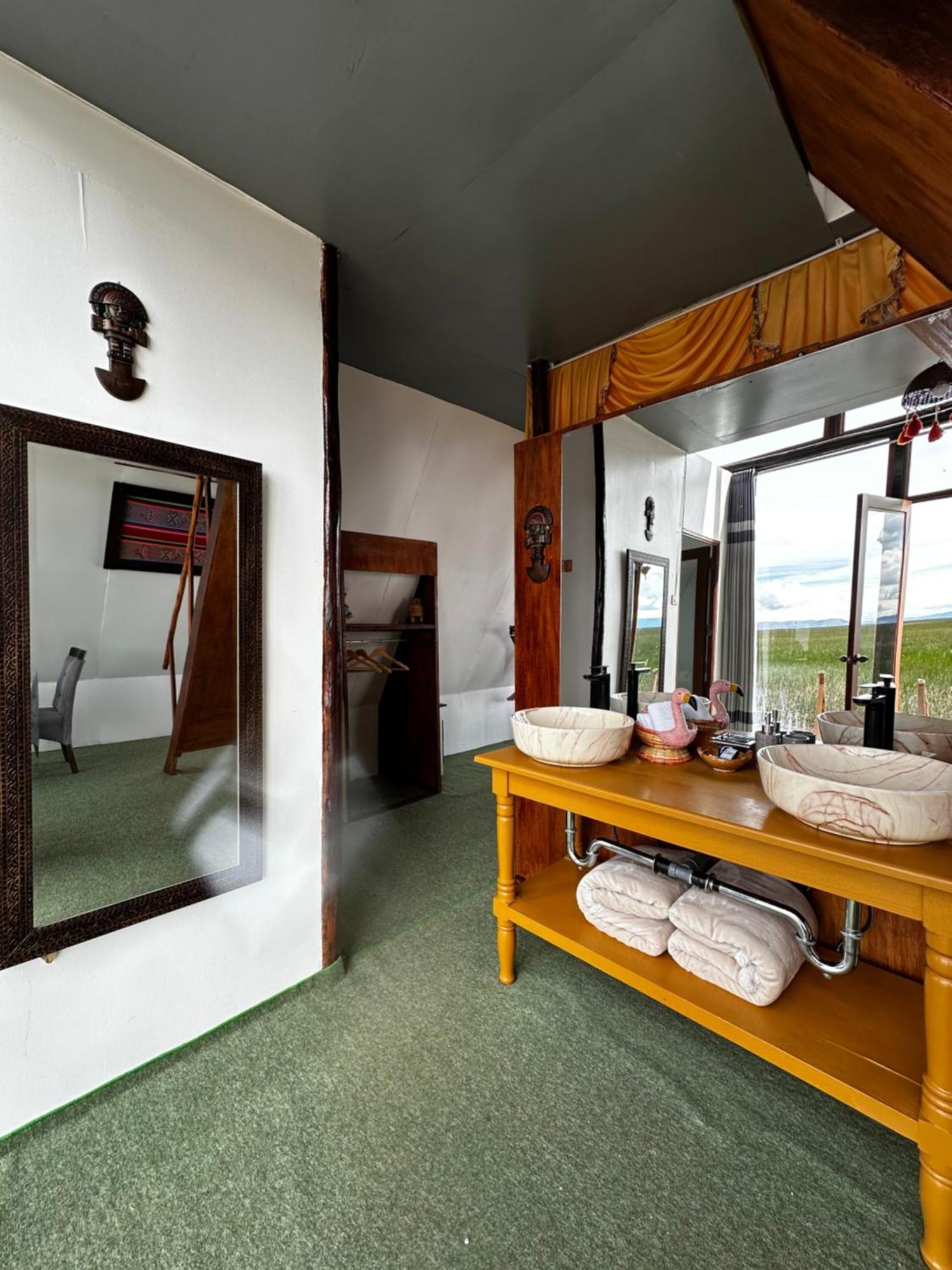 Uros Waliski Lodge Puno Luaran gambar