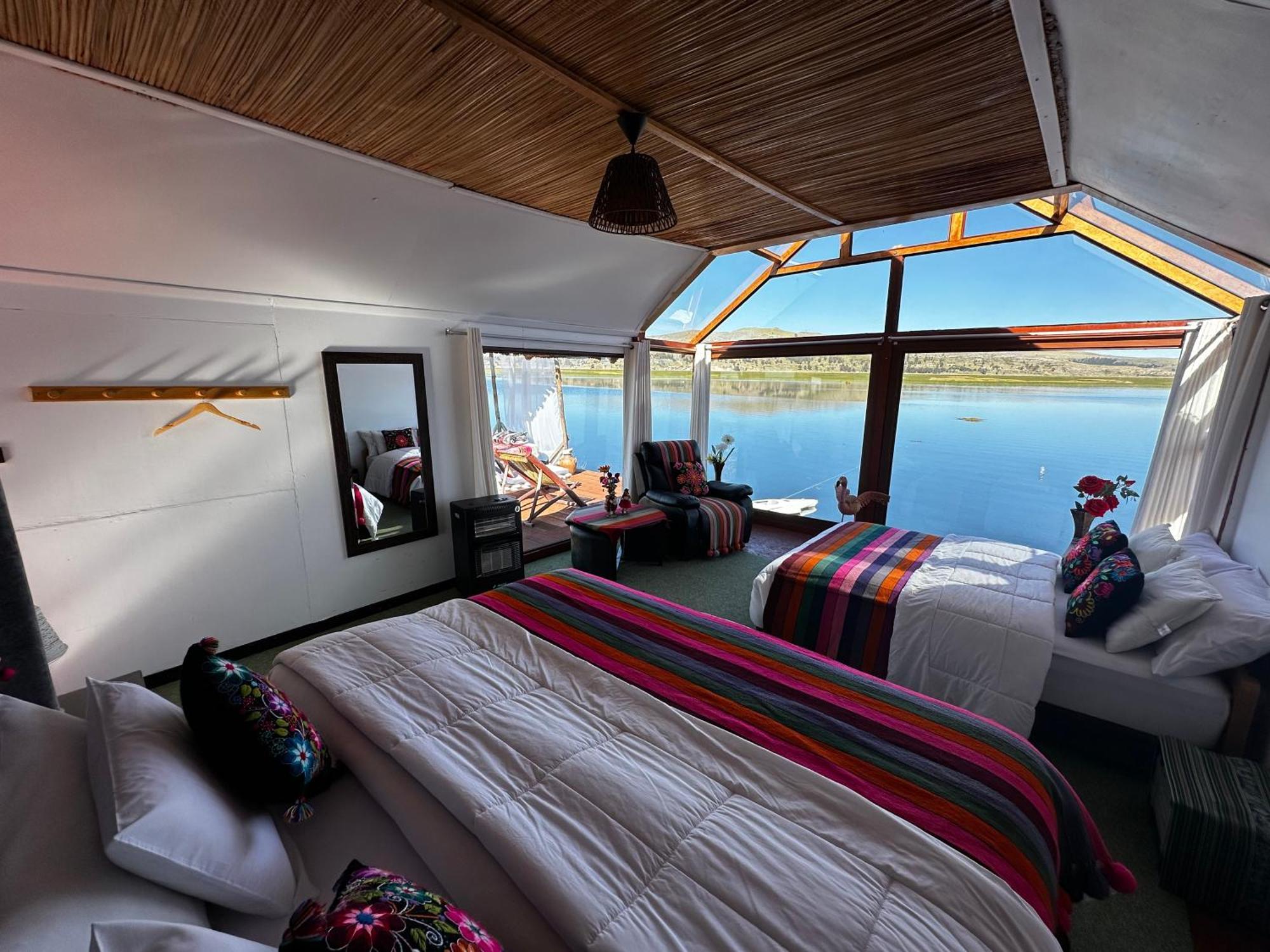 Uros Waliski Lodge Puno Luaran gambar